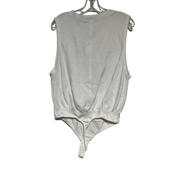 Free People Sleeveless White Bodysuit With Button-Up Front & Elastic Waist - Picture 4 of 5